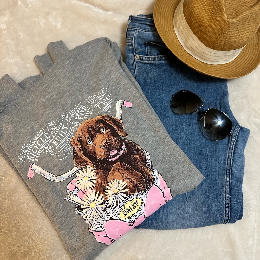 Lauren James women’s X-Large gray long sleeve shirt with dog graphic